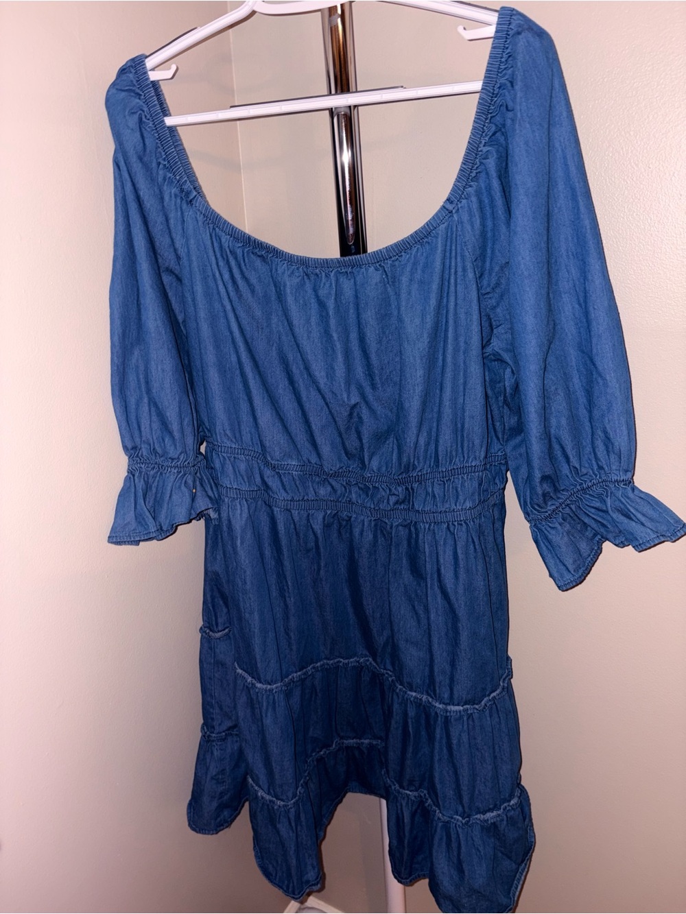 Scoop-Neck Denim Blue Midi Dress with Ruffled Sleeves